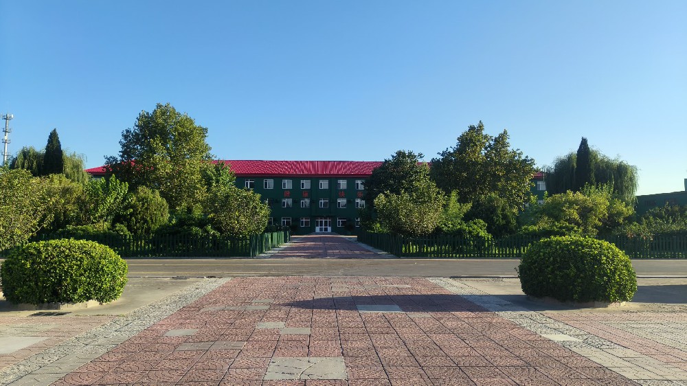 教学设备装饰新选择：环保底漆