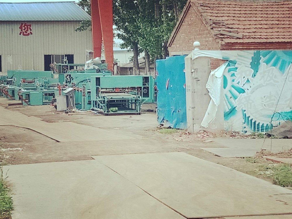 建筑外墙刷新维护新选择：醇酸清漆的性能与应用