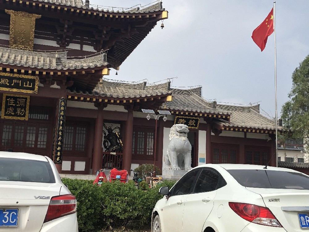 醇酸防锈磁漆：守护仿古建筑的优雅风姿