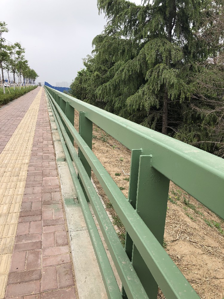 铝材刷新新选择：醇酸漆，焕发持久光彩