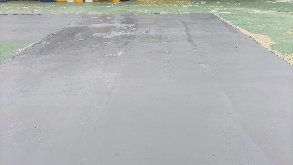 水泥面翻新之。捍妓崆迤，焕发新生机