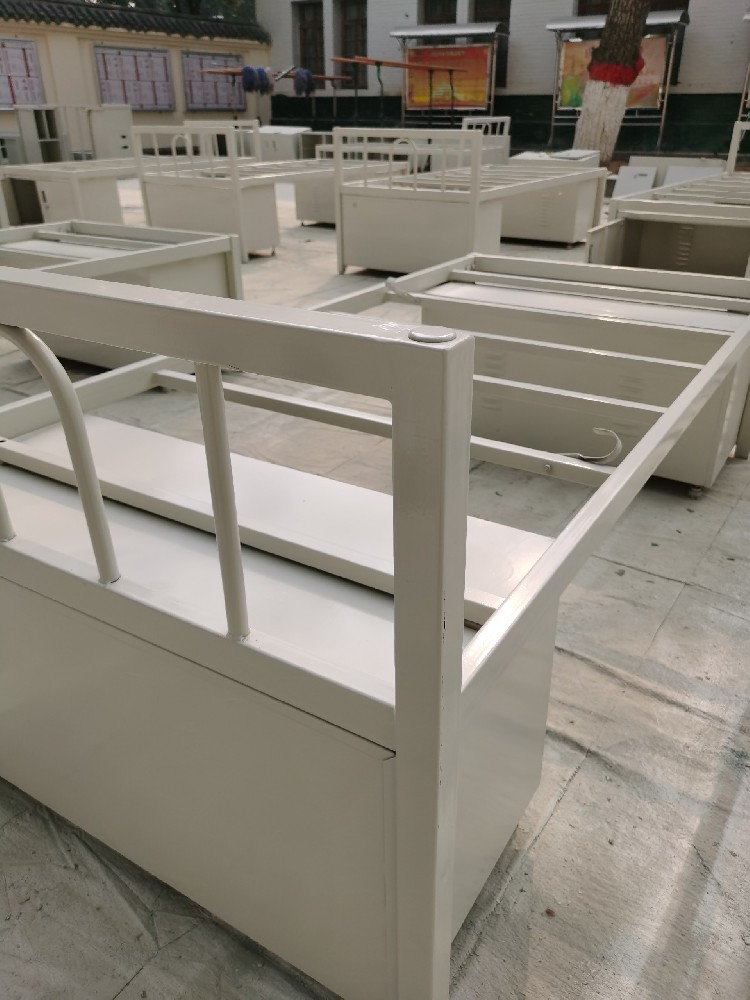 幼儿园环境新升级，选择高品质醇酸漆打造安全乐园