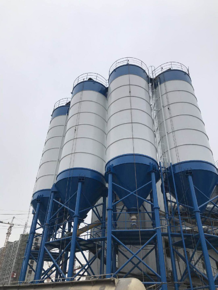 外设施换新颜，醇酸工业高光磁漆引领光泽新风尚