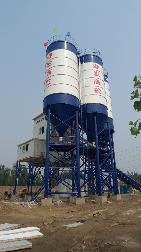 环保工程新助力：醇酸底漆的维护之选