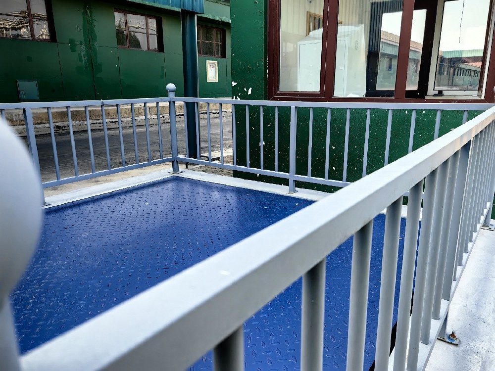 提升不锈钢表面新活力：揭秘适合刷新维护的醇酸磁漆卓越性能