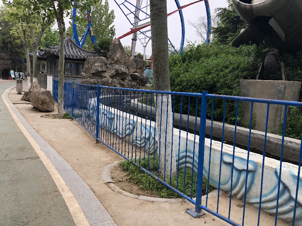 金属护栏刷新维护新方案：醇酸底漆，打造坚固耐用基础